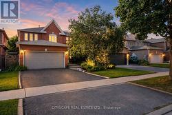 112 MULHOLLAND DRIVE Vaughan, ON L4J 7T8