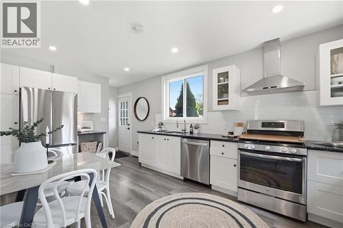 47 Brucedale Avenue E, Hamilton, ON - Indoor Photo Showing Kitchen With Upgraded Kitchen