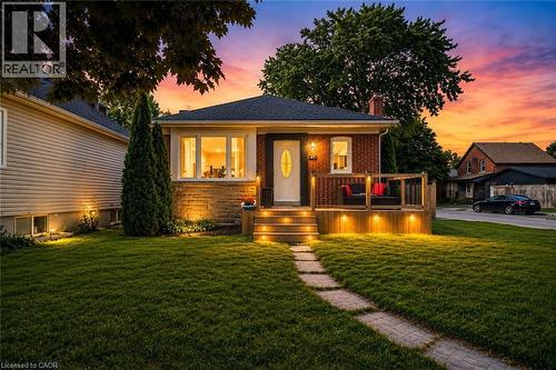 47 Brucedale Avenue E, Hamilton, ON - Outdoor