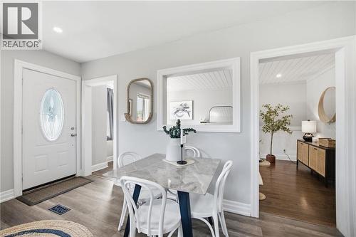 47 Brucedale Avenue E, Hamilton, ON - Indoor Photo Showing Dining Room