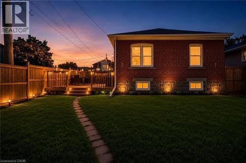 47 Brucedale Avenue E, Hamilton, ON - Outdoor