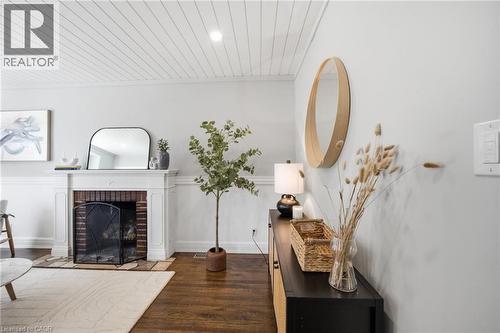 47 Brucedale Avenue E, Hamilton, ON - Indoor Photo Showing Living Room With Fireplace