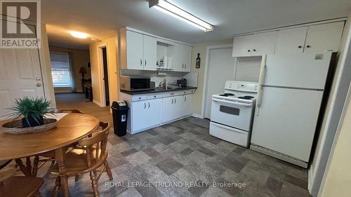 UPPER - 279 CHARLOTTE STREET , Central Elgin (Port Stanley), Ontario N5L 1A8 5
