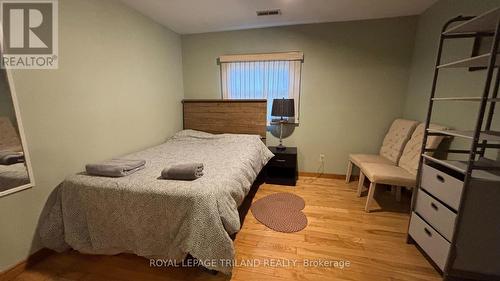 389 FRONT STREET , Central Elgin (Port Stanley), Ontario N5L 1G2 4