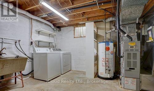 325 Dyson Road, Pickering, ON - Indoor