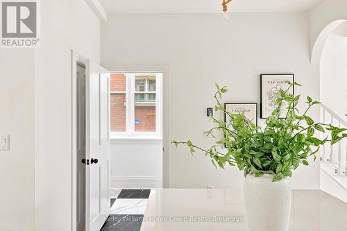 7 Waterloo Avenue, Guelph (Downtown), ON - Indoor Photo Showing Other Room
