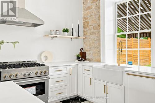 7 Waterloo Avenue, Guelph (Downtown), ON - Indoor Photo Showing Kitchen