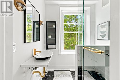 7 Waterloo Avenue, Guelph (Downtown), ON - Indoor Photo Showing Other Room
