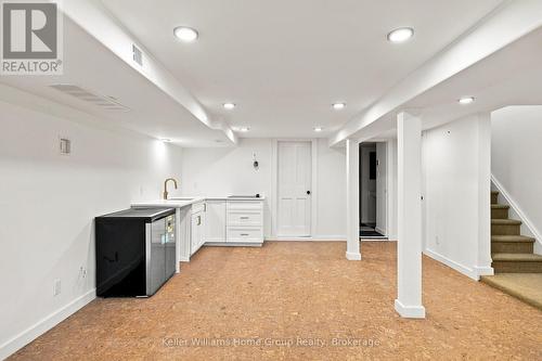 7 Waterloo Avenue, Guelph (Downtown), ON - Indoor Photo Showing Other Room