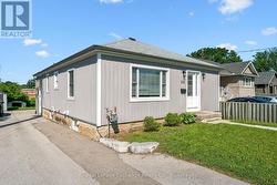 68 ELGIN STREET S  Cambridge, ON N1R 5G5