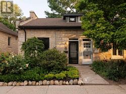 61 ESSEX STREET Guelph (Downtown), ON N1H 3K9