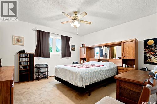 522 Delaronde Road, Saskatoon, SK - Indoor Photo Showing Bedroom