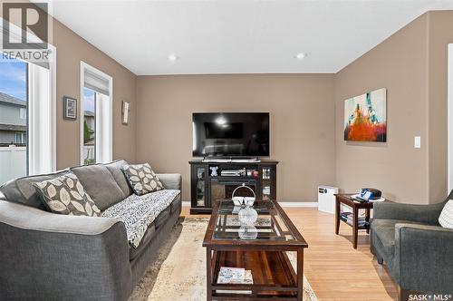 13 547 East Hampton Boulevard, Saskatoon, SK - Indoor Photo Showing Living Room