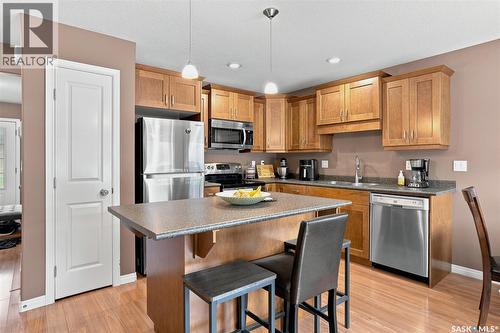 13 547 East Hampton Boulevard, Saskatoon, SK - Indoor Photo Showing Kitchen With Stainless Steel Kitchen