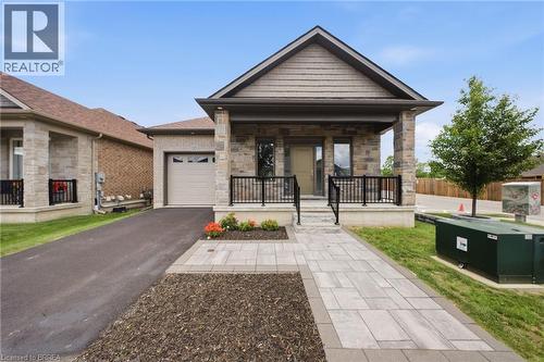 6 BECKETT Drive Unit# 10  Brantford, ON N3T 6E5