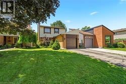 4 EILEEN Street  Waterdown, ON L9H 7E6