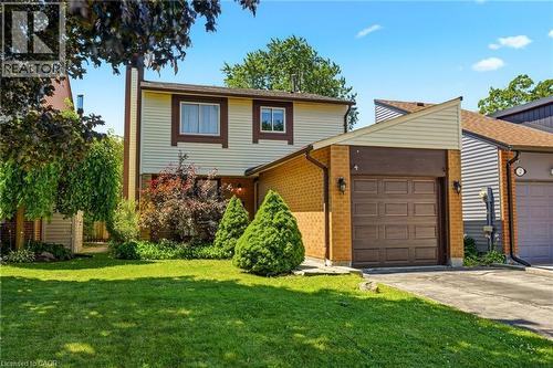 4 Eileen Street, Waterdown, ON - Outdoor