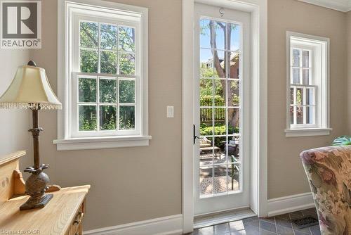 377 Hess Street S, Hamilton, ON - Indoor Photo Showing Other Room