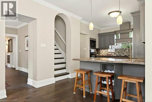 377 Hess Street S, Hamilton, ON - Indoor