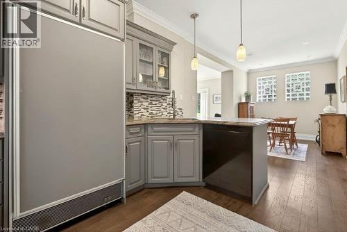 377 Hess Street S, Hamilton, ON - Indoor