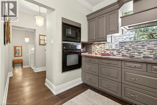 377 Hess Street S, Hamilton, ON - Indoor Photo Showing Kitchen