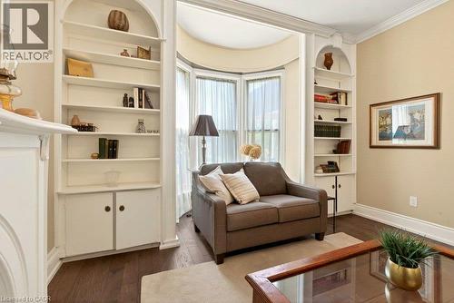 377 Hess Street S, Hamilton, ON - Indoor