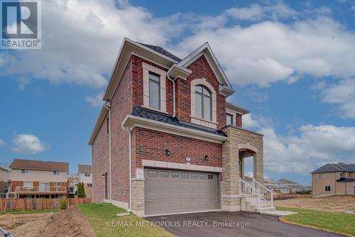100 Moss Drive, Cambridge, ON - Outdoor