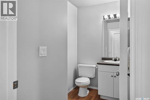 13 102 Pawlychenko Lane, Saskatoon, SK - Indoor Photo Showing Bathroom