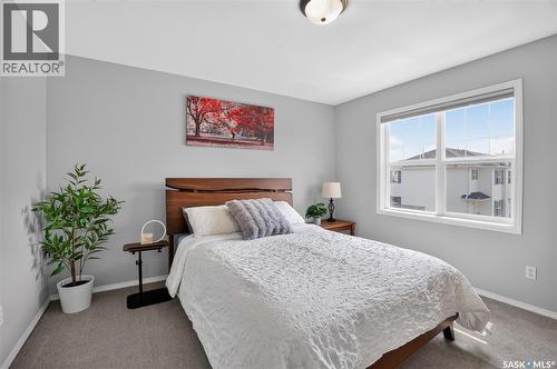 13 102 Pawlychenko Lane, Saskatoon, SK - Indoor Photo Showing Bedroom
