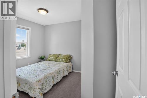13 102 Pawlychenko Lane, Saskatoon, SK - Indoor Photo Showing Bedroom