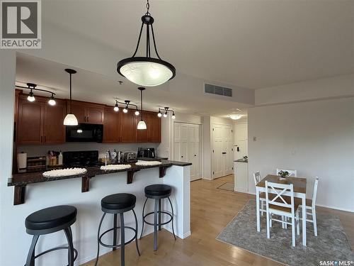 210 1220 Blackfoot Drive, Regina, SK - Indoor Photo Showing Kitchen