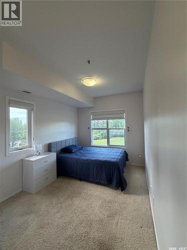210 1220 Blackfoot Drive, Regina, SK - Indoor Photo Showing Bedroom