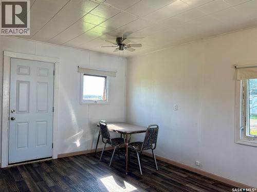 413 1St Avenue E, Spiritwood, SK - Indoor