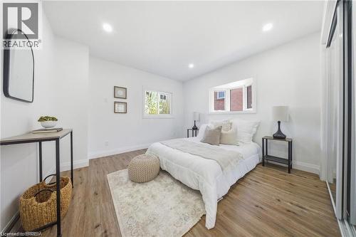 23 Aberdeen Street, Caledonia, ON - Indoor Photo Showing Bedroom