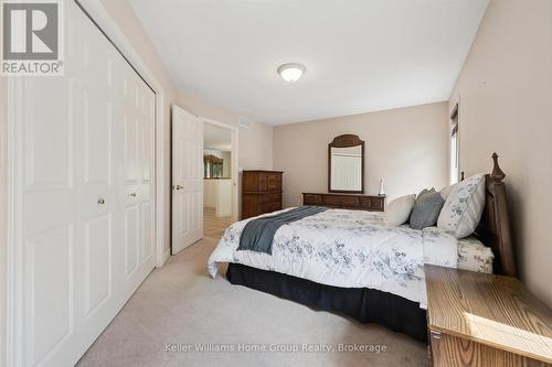 6 Parkside Drive, Guelph (Village By The Arboretum), ON - Indoor Photo Showing Bedroom