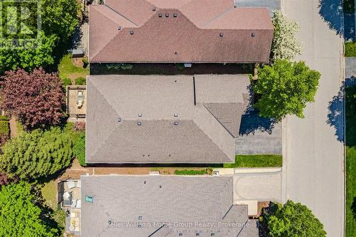 6 Parkside Drive, Guelph (Village By The Arboretum), ON - Outdoor