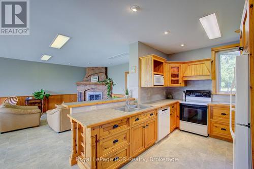 7120 Sixth Line, Centre Wellington, ON - Indoor Photo Showing Kitchen With Double Sink