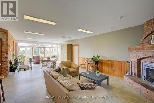 7120 Sixth Line, Centre Wellington, ON - Indoor Photo Showing Living Room With Fireplace