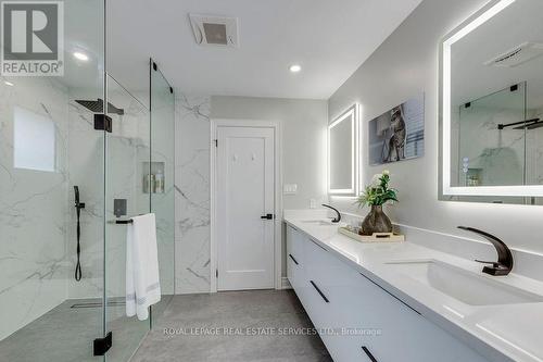4544 The Gallops, Mississauga, ON - Indoor Photo Showing Bathroom