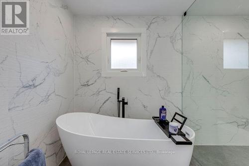4544 The Gallops, Mississauga, ON - Indoor Photo Showing Bathroom