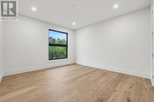 218 Woodland Avenue, Ottawa, ON - Indoor Photo Showing Other Room