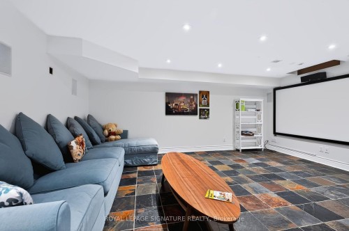 10 Clockwork Lane, Toronto, ON - Indoor