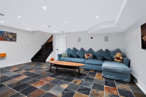10 Clockwork Lane, Toronto, ON - Indoor