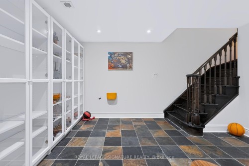 10 Clockwork Lane, Toronto, ON - Indoor Photo Showing Other Room