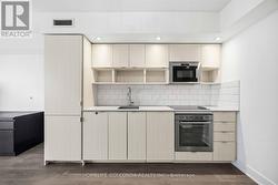 703 - 89 MCGILL STREET Toronto, ON M5B 0B1