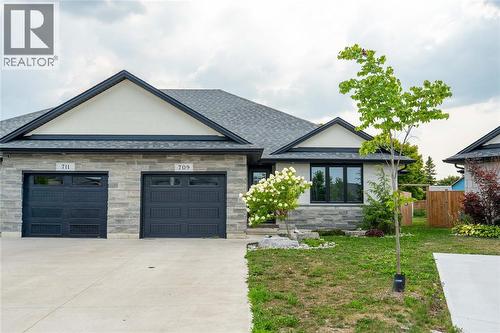 709 FERDINANDS CRESCENT  Sarnia, ON N7W 0B5