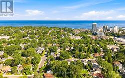 75 TROY STREET  Mississauga, ON L5G 1S6