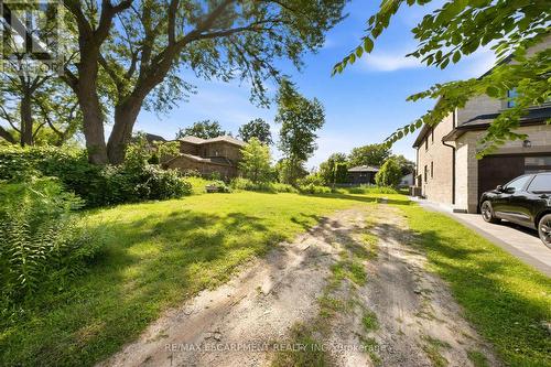 75 Troy Street, Mississauga, ON 