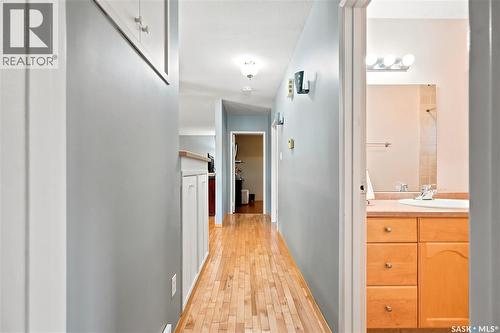 43 Columbia Drive, Saskatoon, SK - Indoor