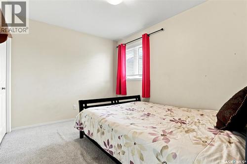 110 Stepney Crescent, Saskatoon, SK - Indoor Photo Showing Bedroom